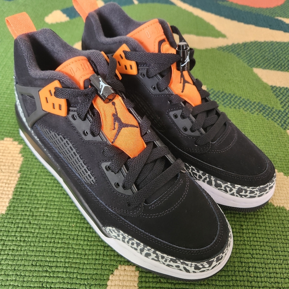 Air Jordan Black and Orange Spizike